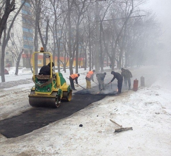 9. Укладка асфальта зимой - дело непростое...