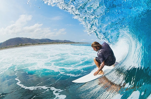 9. Серфинг входит в официальную школьную программу на Гавайях.
