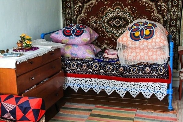 2. Ох уж эти подушки и ковёр... Бесценное сочетание 😍