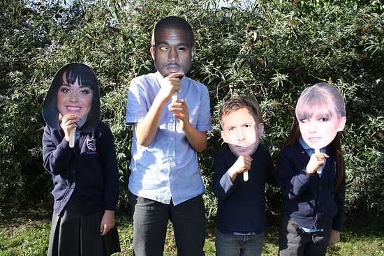 Тест: Только знаток шоу-бизнеса сможет узнать эту звезду!