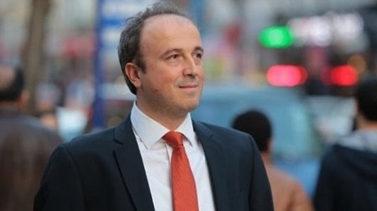 Türkiye'nin İlk Engelli Belediye Başkanı Turan Hançerli Kimdir?