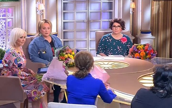 #1 Итак, начнем с главного - с любви! :) Скажите-ка, как называется эта передача, где Лариса Гузеева и команда пытаются пристроить безнадежных холостяков?