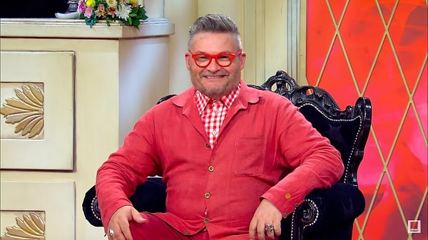 Посмотреть, кто разнимает Эвелину Хромченко и Надежду Бабкину в модных спорах: