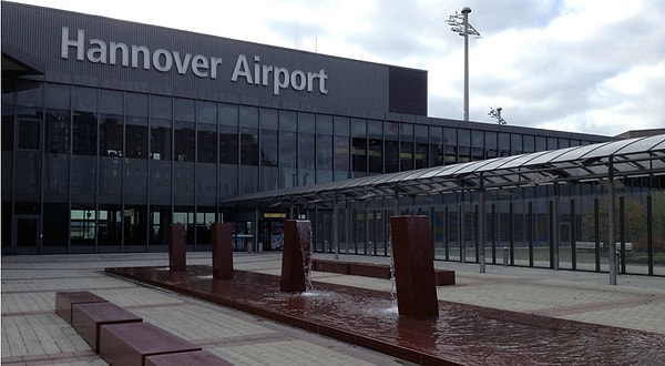 3. В какой стране находится аэропорт "Ганновер Лангенхаген"?