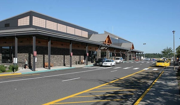 18. Аэропорт "Беллингхем" находится в ...?