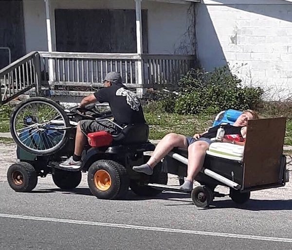 1. Интересно, что происходит и зачем они это делают?