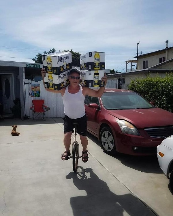 20. ЗОЖ и анти-ЗОЖ на одном фото 👌