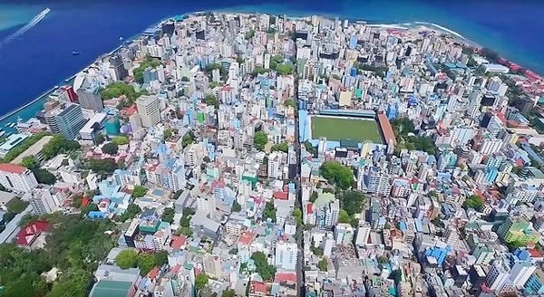 3. Столицей этой страны является город Мале.