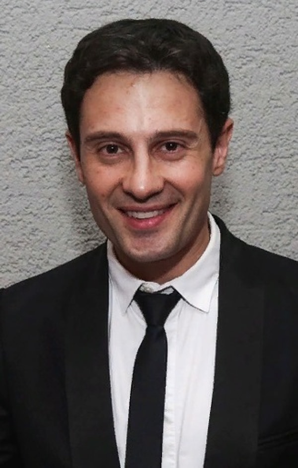 6. Антон Макарский vs. Максим Аверин — 43 года