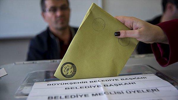 DHA da AKP Büyükçekmece İlçe Başkanlığı'nın 'sahte seçmen kayıtları' nedeniyle ilçede seçimlerin yenilenmesini istediğini, İstanbul İl Seçim Kurulu'nun bu talebi reddettiğini aktardı.