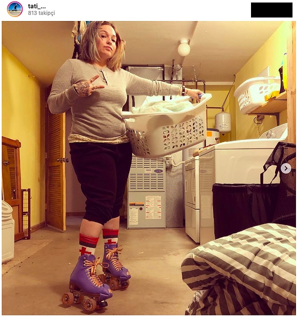 14. Мама, совмещающая любимое хобби со стиркой.