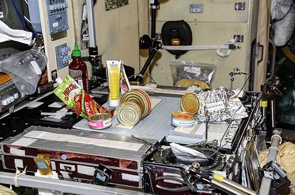 6. Кетчуп, майонез - тут есть всё...