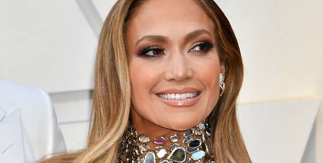 Узнайте, насколько ваш стиль схож с Джей Ло, ответив всего на 7 вопросов