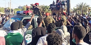 Devlet Başkanı Beşir Tutuklandı: Sudan'da Yüksek Askeri Konseyin Yönetime El Koyduğu Açıklandı