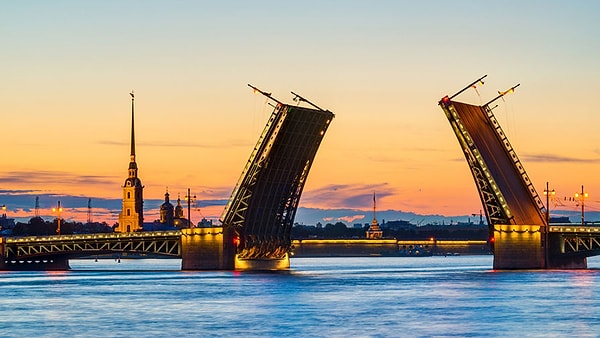 1. Начнем с самого простого и известного всем! Как назывался Санкт-Петербург в советское время?