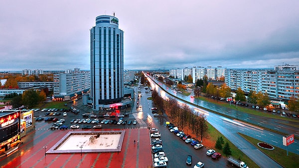 5. Имя какого руководителя СССР раньше носил город Набережные Челны?