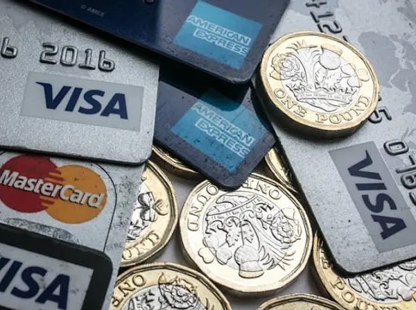 8. Кредитная карта или наличные?