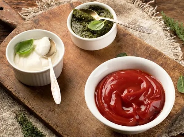 12. Кетчуп или майонез?