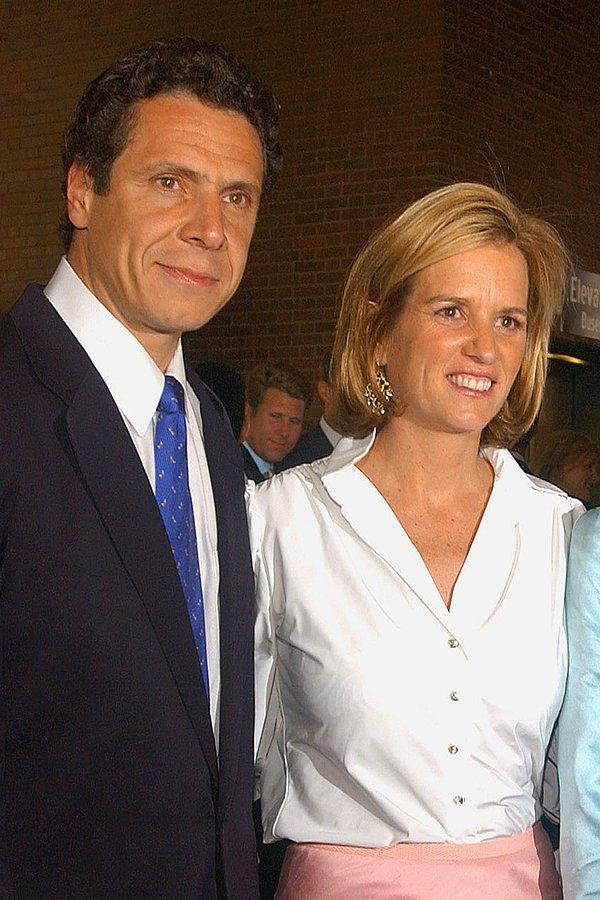 New York valisi Andrew Cuomo da Robert Kennedy'nin kız kardeşi Kerry Kennedy ile evliydi.