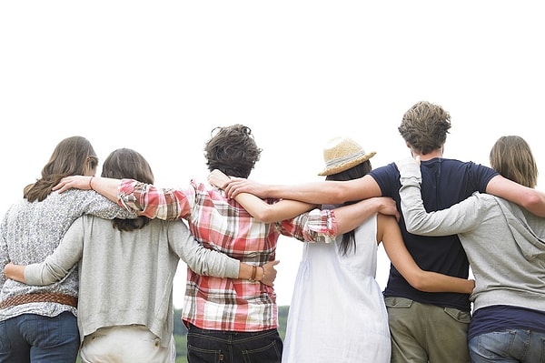 9. А сколько у вас близких друзей?