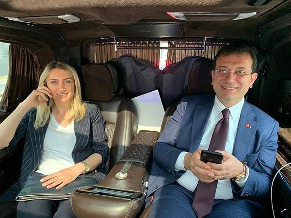 Ekrem İmamoğlu eşi Dilek İmamoğlu ile birlikte İl Seçim Kurulu'na gittiği araç içinde görüntülendi.