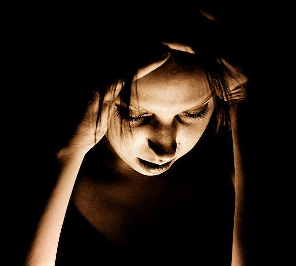 9. Çoğu zaman baş ağrısı seksten kaçmak için bir bahane olarak kullanılsa da aslında seksin baş ağrısına iyi geldiği bilinmektedir.