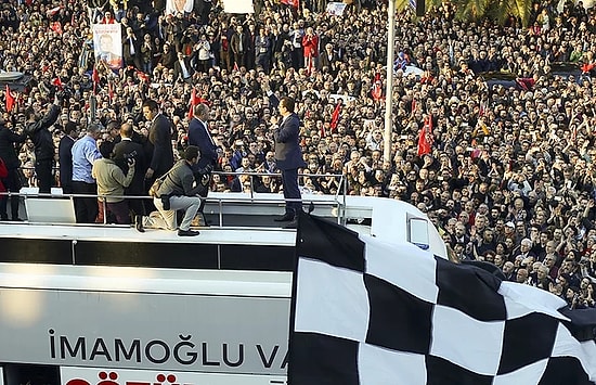 MHP'li Yıldırım: "CHP'nin Amacı İstanbul'a Hizmet Değil, 'Demokrasiye Geçip Tek Adam Rejimi Yıkacağız' Diyen Genel Başkanları Var"