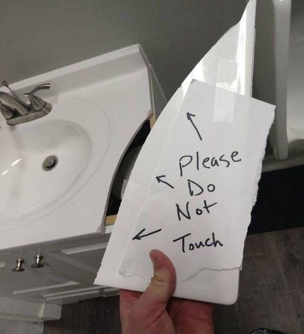 18. «Пожалуйста, не трогайте». А не надо было привлекать мое внимание, сами виноваты!