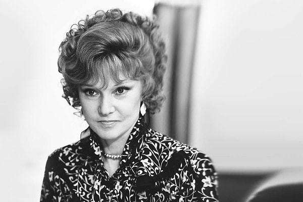 3. Людмила Гурченко