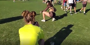 Dünyanın En Büyüklerinden Olan Coachella Müzik Festivali'nde Fotoğraf Furyasına Kapılan İnsanlar
