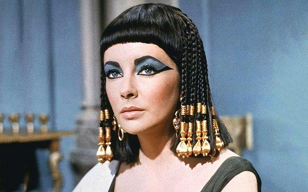 7. Mısır firavunu Kleopatra (MÖ 69 - MÖ 30)