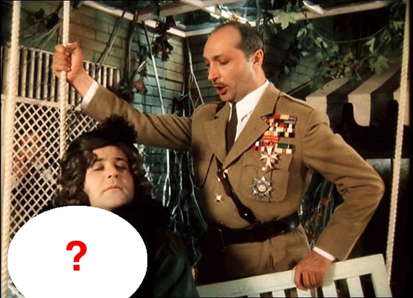 10. Какой предмет почти не выпускала из рук тетя в фильме "Здравствуйте, я ваша тётя!"?