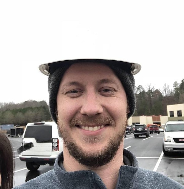 11. Какая белая! Вы стирали ее Тайдом?