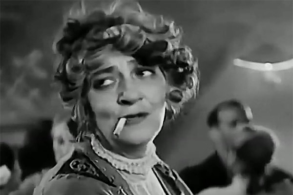 1. Какую роль исполнила Раневская в фильме "Золушка"?