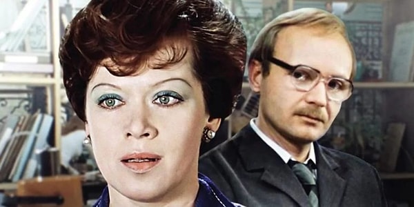 14. Актриса, которая сыграла секретаршу Верочку в фильме «Служебный роман»?