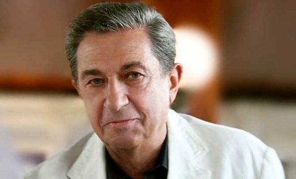 3. Кого играл Игорь Кваша в фильме "Сердца трех"?