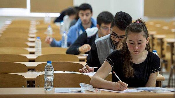 "Sınıfımızda Türkiye'deki üniversite sınavlarına hazırlanan sadece 2 kişi var"