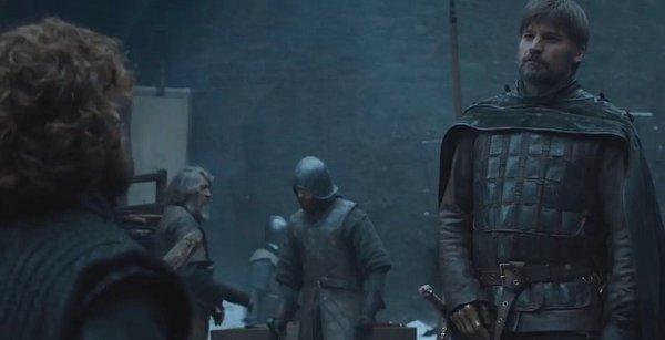 5. Tyrion ve Jaime'nin konuşmasında, Cersei'nin adının geçmesi önemli bir detaydı.
