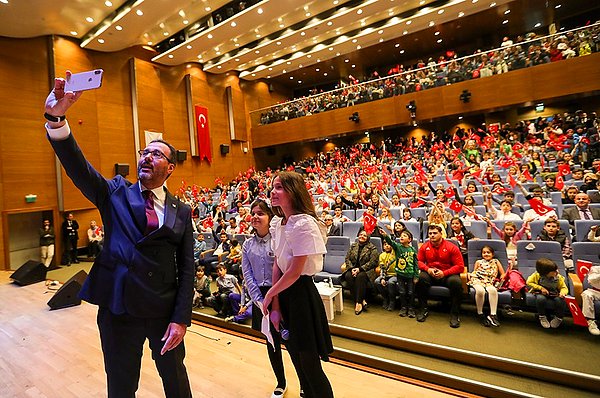 "Çocuklarımıza sağlayacağı katkıya yürekten inanıyorum"