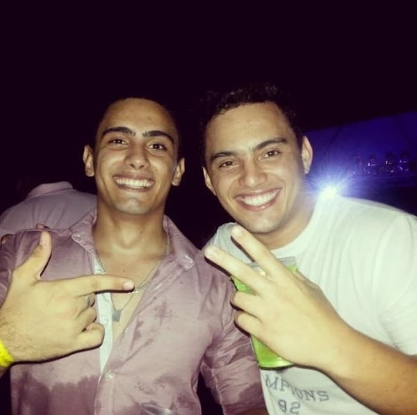 10. Круто было бы встретить вот так своего двойника :)