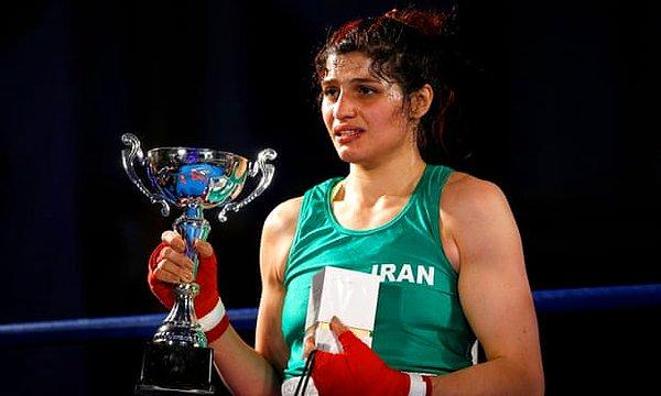 Sadaf Khadem, 24 yaşında ve geçtiğimiz günlerde Fransa'da gerçekleşen boks turnuvasında galibiyet kazanan ilk İranlı kadın boksör oldu.