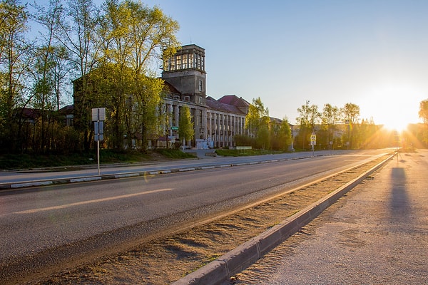 6. Выберите правильный вариант написания: