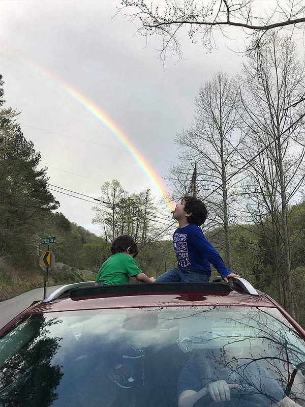 10. Поймал радугу