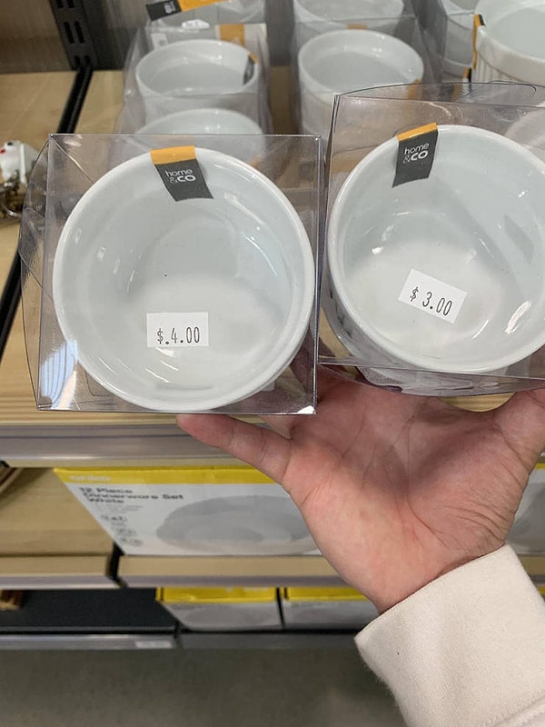 13. Наверное, одна из этих чашек производилась "с любовью", поэтому и дороже