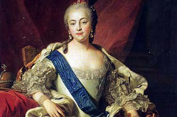 2. Как зовут эту императрицу?