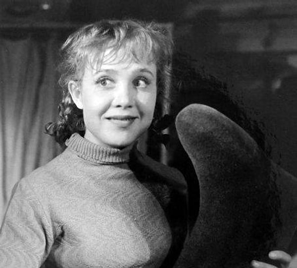 4. Из какого кинофильма этот кадр, и кто изображен на нем?