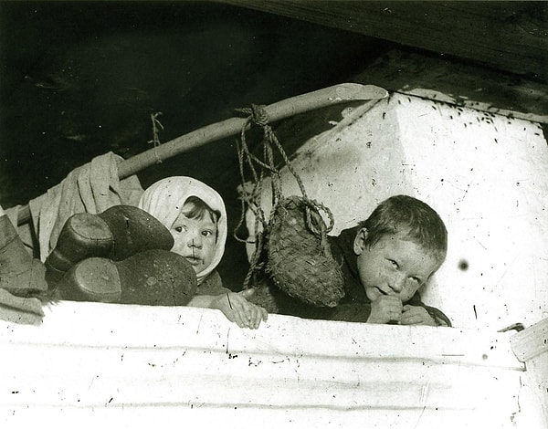 14. "На тёплой печи"