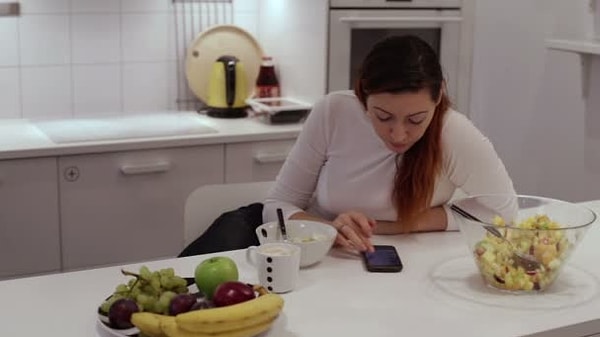 3. Что вы чаще всего делаете в телефоне?