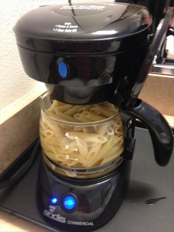 24. Ты не ты, когда голоден. Ты самый изобретательный гений!