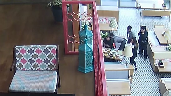 İlk Yardım Bilgisiyle, Boğulma Tehlikesi Yaşayan Turistin Hayatını Kurtaran Garson